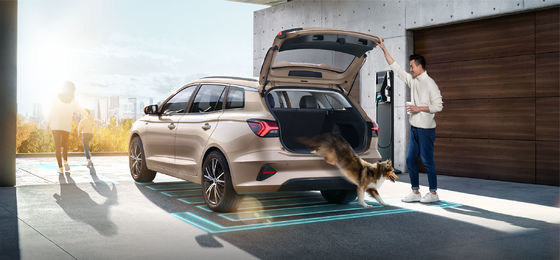 NEDC501Km Autonomia Roewe Ei5 MPV Veicoli elettrici puri Velocità massima 185km/h 8,3sec 0-100km/h Accelerazione