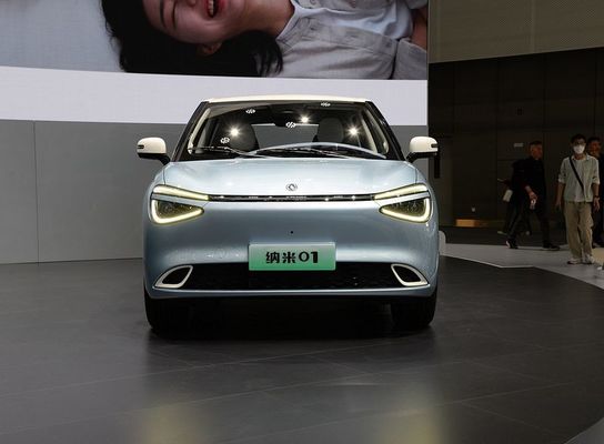 Veicolo elettrico puro Dongfeng Nano 01 2024 330Liter Con 140km/h velocità massima Cina Nuova energia auto elettrica