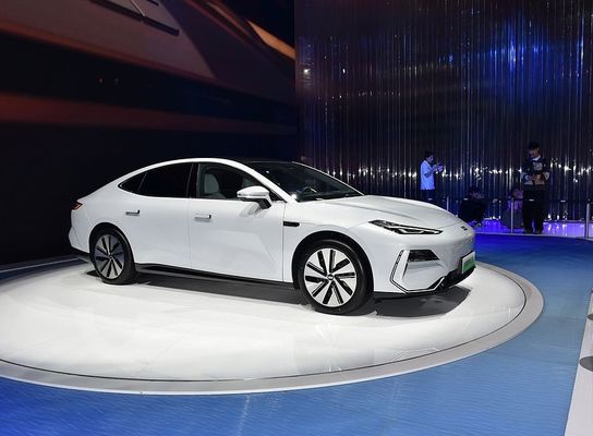 2024 Veicoli a nuova energia 7 posti Pure Electric Geely Galaxy E8 New Ev Auto elettriche