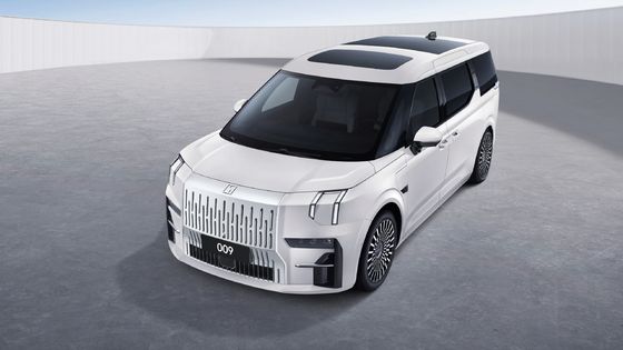 Zeekr 009 Pure Electric Luxury MPV ridefinendo le vostre aspettative di MPVS 140kwh batteria 822km CLTC Range 0-100km/h in 4,5s