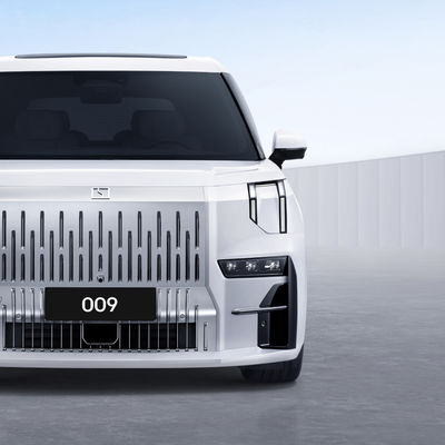 Zeekr 009 Pure Electric Luxury MPV ridefinendo le vostre aspettative di MPVS 140kwh batteria 822km CLTC Range 0-100km/h in 4,5s