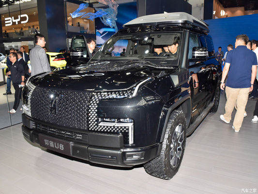 Pre-VENDITA 2024 Salone dell'Auto di Pechino BYD Yangwang U8 2024 Luxury Off Road Vehicle 1197hp 4Motor 4wd Electric Car Byd U8 Ibrido