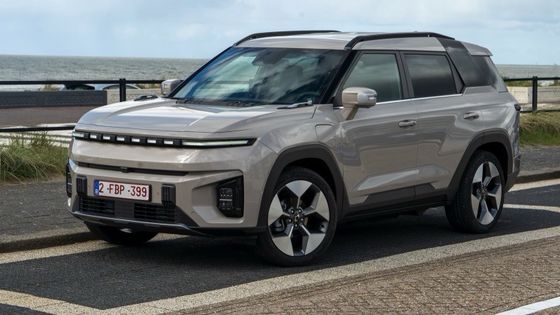 Nuovo veicolo elettrico puro KGM Torres EVS 109mph Velocità massima 152kw 207PS Potenza massima pronta per andare Auto elettrica pura