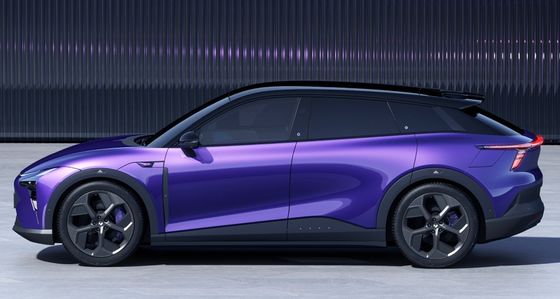 Robot autonomo 2024 Jiyue01 200kw Potenza motore 272 P.s 550km CLTC Range PURE ELECTRIC CAR Con velocità massima A 200km/h