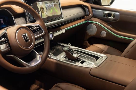 GWM TANK SUV Off-road di lusso PHEV AWD Trazione 190km/h Velocità massima con motore V6 da 3,0t e 360pcs Tempo di ricarica veloce 0,4h