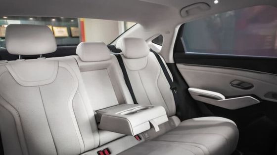 Nuovo veicolo ibrido 2024 BYD Qin L Dm-i 1.5T 101Ps.L4 Motore con 218Ps Potenza motore elettrico 180km/h Velocità massima