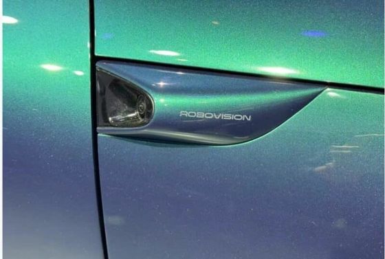 Prevendita Geely&Baidu Joint Brand Jiyue07 veicolo elettrico puro con motore da 200 kW/271P.s 2WD trazione 4 porte/5 posti