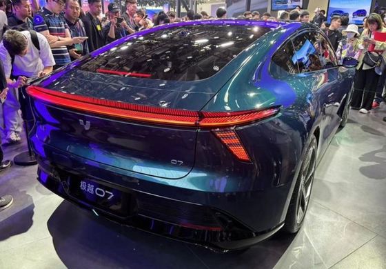 Prevendita Geely&Baidu Joint Brand Jiyue07 veicolo elettrico puro con motore da 200 kW/271P.s 2WD trazione 4 porte/5 posti