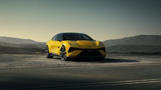 Lotus Emeya imballa la nuova tecnologia EV dell'azienda in una carrozzeria GT a quattro porte con 650 km di autonomia 250 km/h velocità massima e 450 kW di potenza