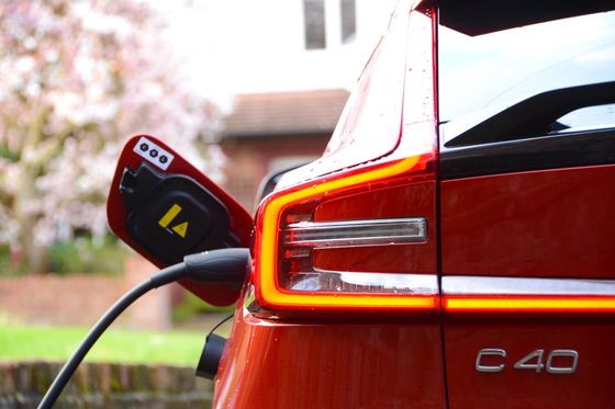 EV all round Volvo EC40 Ultimate Twin Motor con WLTP 326Miles 4,7sec accelerazione da 0-62mph 408 cavalli di potenza del motore