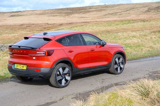 EV all round Volvo EC40 Ultimate Twin Motor con WLTP 326Miles 4,7sec accelerazione da 0-62mph 408 cavalli di potenza del motore