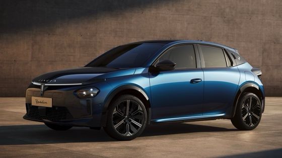 Prima auto elettrica di Lancia Ypsilon con motore montato davanti per 154 cavalli e 260 Nm