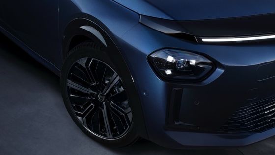 Prima auto elettrica di Lancia Ypsilon con motore montato davanti per 154 cavalli e 260 Nm