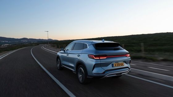 Motore FWD 1.5L At BYD SEAL U DM-i PHEV Auto elettrica con motore elettrico 18.3kwh Batteria Potenza massima 214bhp