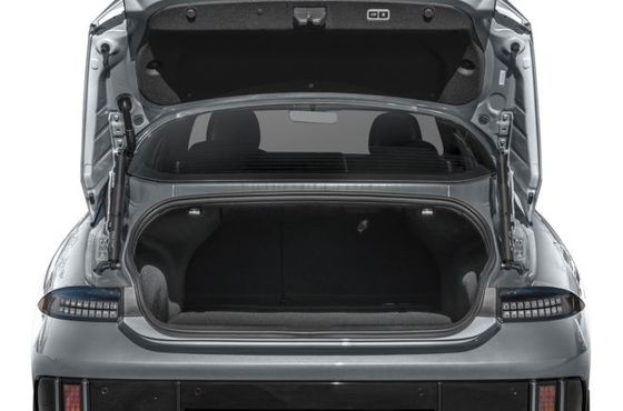 Veicolo elettrico Hyundai Ioniq 6 con autonomia massima di 361 miglia copre 4,17 mi/kwh