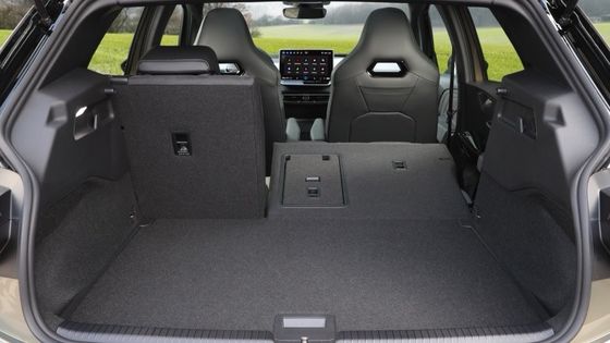 Auto elettrica classica e più recente Volkswagen ID 3 PRO WLTP 434km RANGE 150kw ((204P.s) Potenza motore7.6sec Accelerazione 0-100km/h