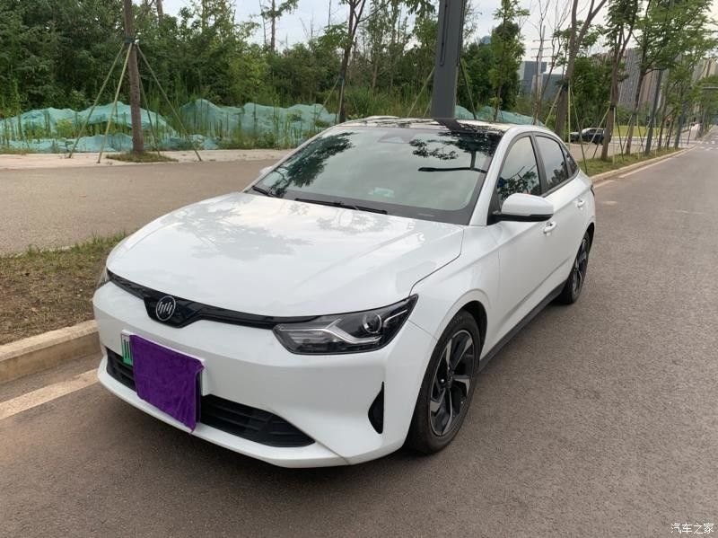 Automobile elettrica multicolore del veicolo elettrico puro 170km/h New Energy di Weima E5