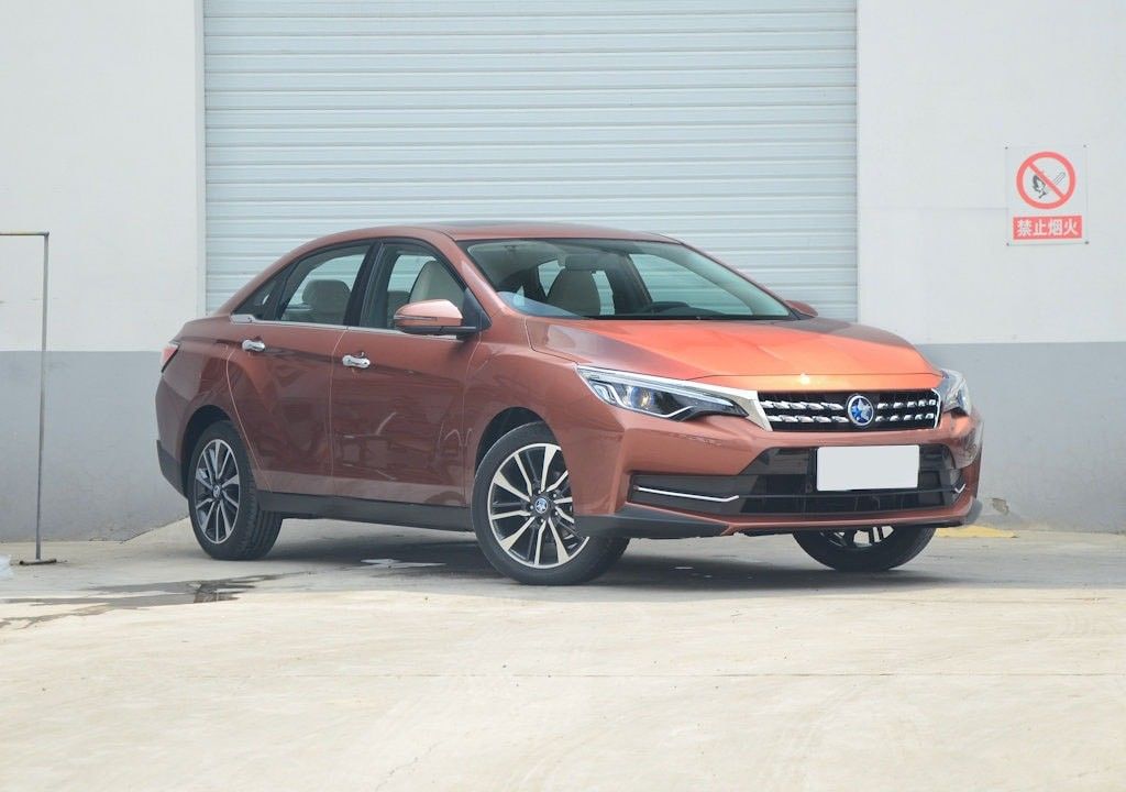 Dongfeng Nissan Venucia D60 EV automobile della guida a sinistra dell'interasse di 3000mm - di 2500mm