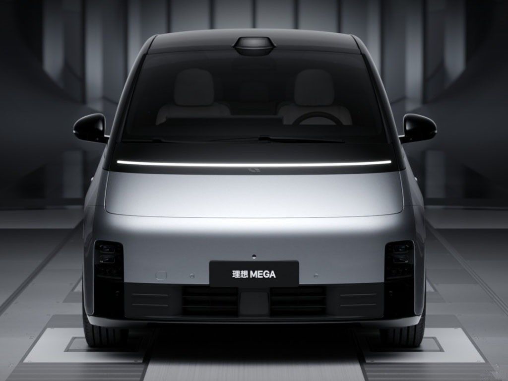 Lixiang MEGA 2024 EV 7 posti MPV di lusso 710KM Long Range 4WD Electric Car