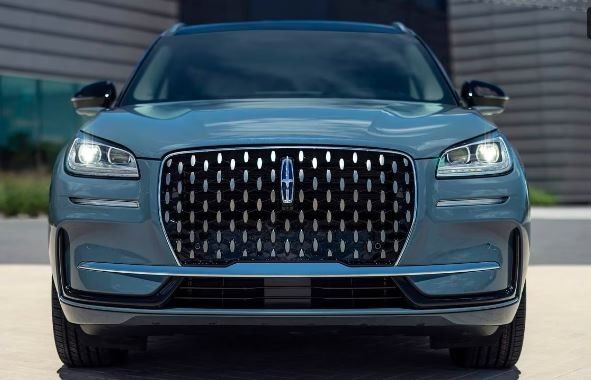 024 Lincoln Corsair Plug-In Hybrid Green Ev SUV 5 Passeggeri Lincoln Corsair ti avvolge in funzionalità intelligenti