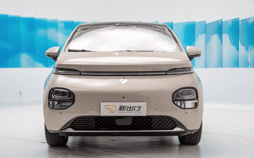 Nuova EV CAR Baojun Yunduo Max Il più intelligente MPV elettrico Con 460 km di autonomia E può cambiare corsia, sorpassare, parcheggiare da solo