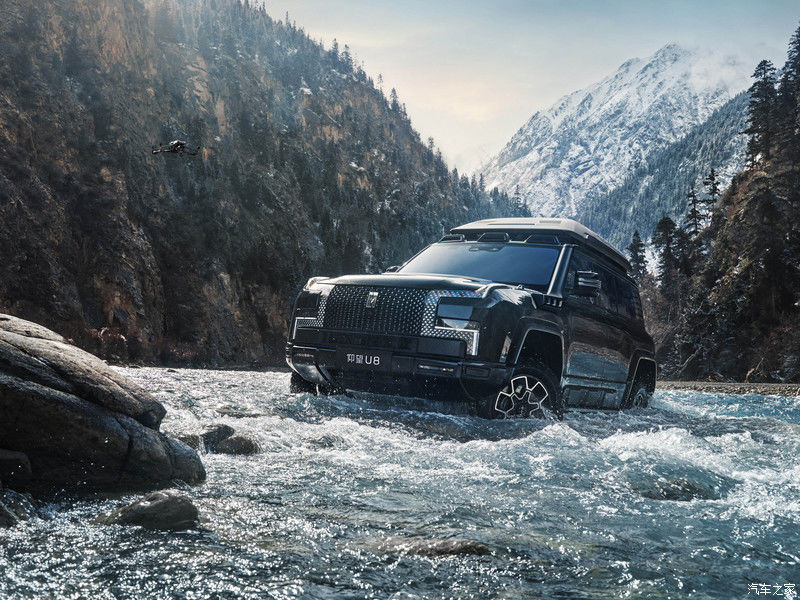 Pre-VENDITA 2024 Salone dell'Auto di Pechino BYD Yangwang U8 2024 Luxury Off Road Vehicle 1197hp 4Motor 4wd Electric Car Byd U8 Ibrido