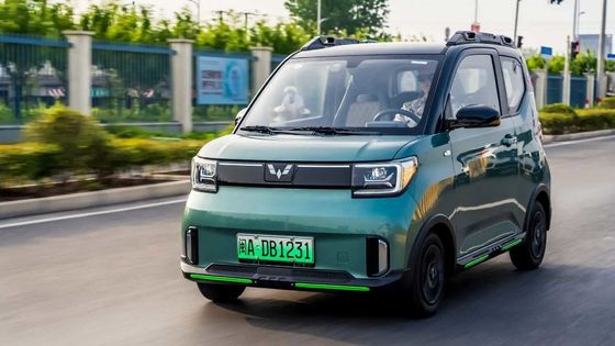 Wuling Game Boy Small 3 Door Cars 120km 2 Box 4 Seater Electric Car